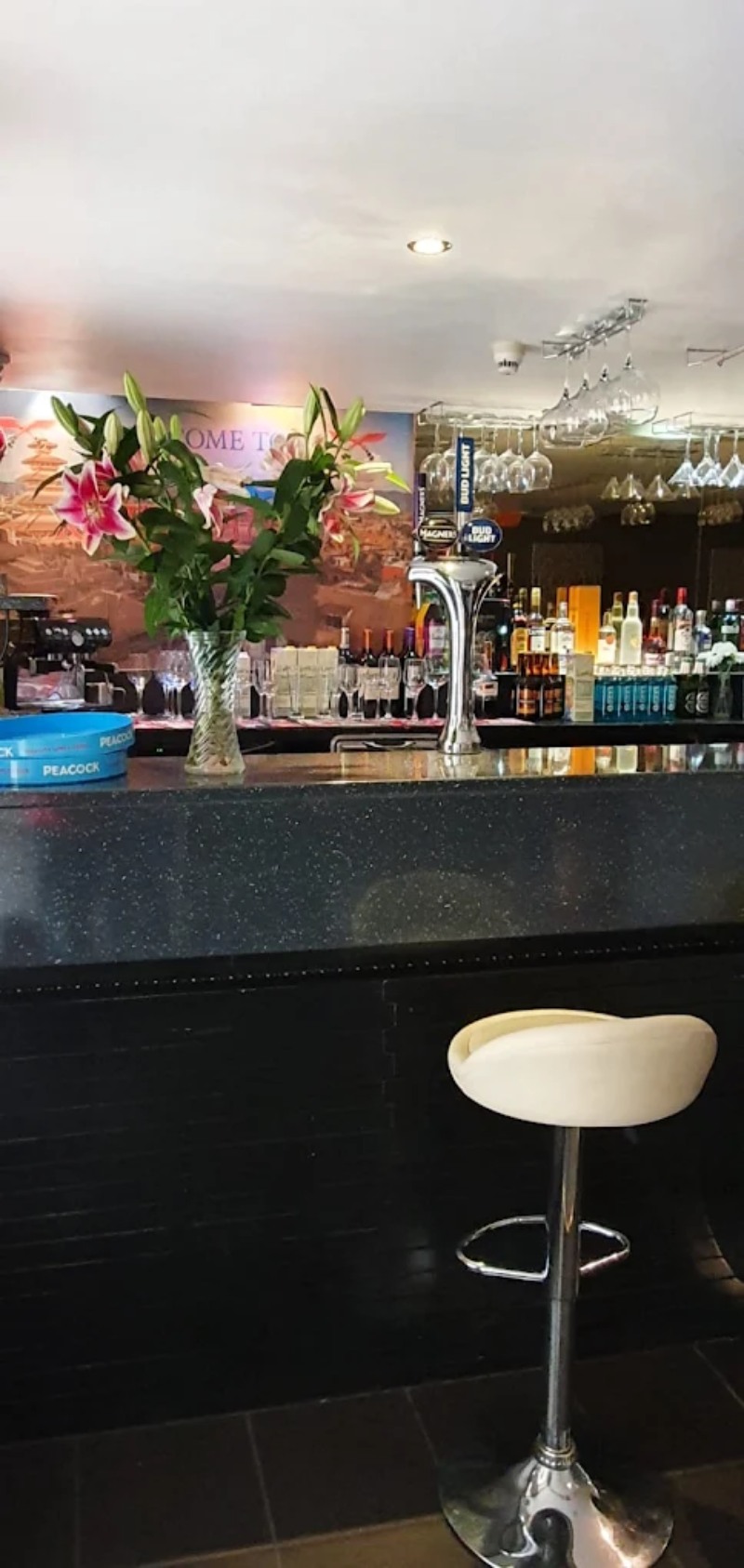 a wide range of delicious Indian and Nepalese dishes served at Kathmandu Fusion Restaurant in Glasgow 