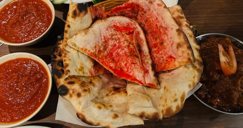 a wide range of delicious Indian and Nepalese dishes served at Kathmandu Fusion Restaurant in Glasgow 