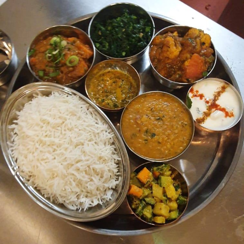 a wide range of delicious Indian and Nepalese dishes served at Kathmandu Fusion Restaurant in Glasgow 