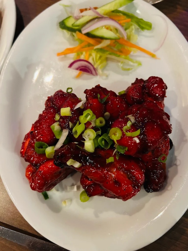 a wide range of delicious Indian and Nepalese dishes served at Kathmandu Fusion Restaurant in Glasgow 