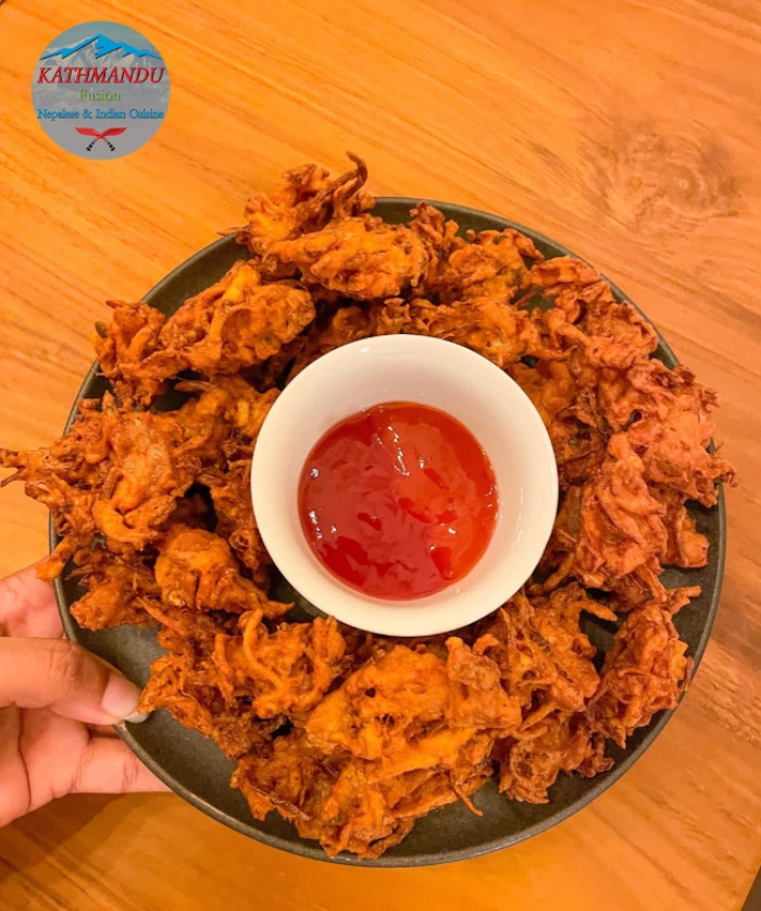 a wide range of delicious Indian and Nepalese dishes served at Kathmandu Fusion Restaurant in Glasgow 